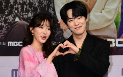Kim Jung-hyun, after self-reflection, apologizes for controversy over private life