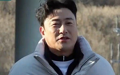 Ahn Jung-hwan's unorthodox tactics worked, a dramatic come-from-behind victory