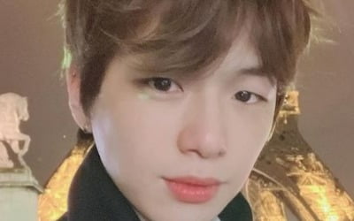 Kang Daniel, shining puppy beauty in Paris
