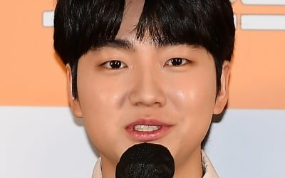 Seong Yu-bin "I wanted to show masculine beauty"