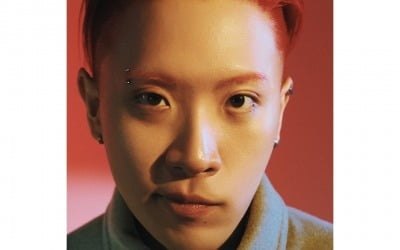 Ravi and Nafla, CEO and employees hold a big party over 'military service corruption'