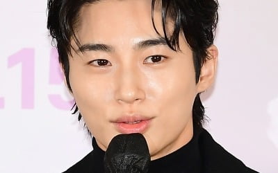 Byun Woo-seok "'Screen senior' Kim Da-mi approached me first."