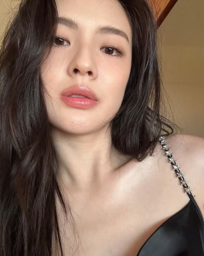 Sunbin Lee, survived even the burdensome selfie angle