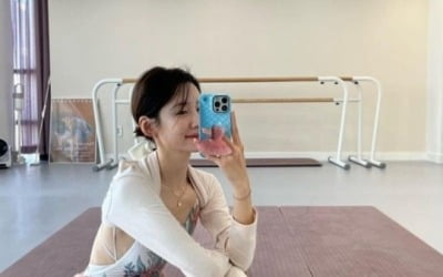 Park Ji-hyun, the elegant moment of 'the daughter-in-law of a chaebol family'