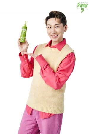 Hoyoung Kim selected as 'Energy Hair Tonic' ambassador
