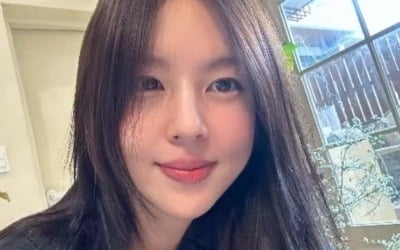 Jo Soo-ae, awkward selfie mom of son