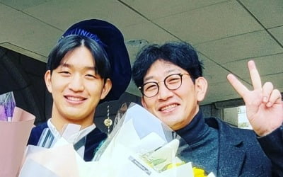 Kim Chang-yeol congratulates 188cm model child on high school graduation