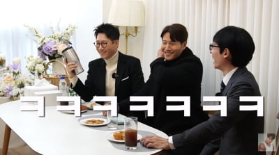 Yoo Jae-seok risks his life to ask Kim Jong-kook about his love life