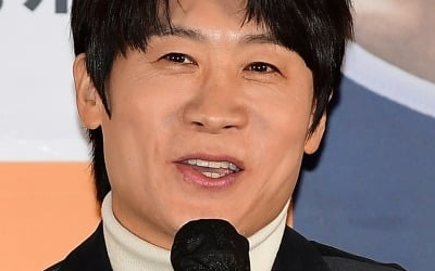 Jin Seon-gyu "It's my first time playing the top role, and I'm still nervous."
