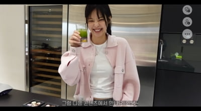 Blackpink Jenny, making homemade chocolate