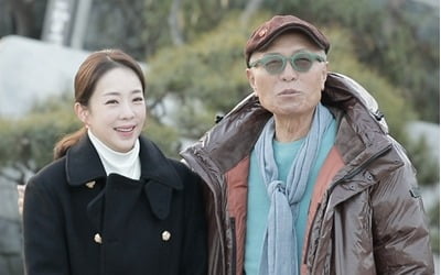 Park Eun-young "I am courting a younger husband"