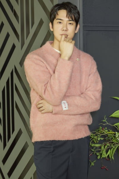 'Puppy' Yoo Yeon-seok “I'm touched by Lee Hyo-ri and how they remember each other”