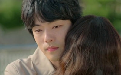Kim Jung-hyun refuses to be freed from the curse and chooses love