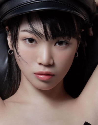 Kim Chae-won, an alluring beauty that was not seen during IZ*ONE