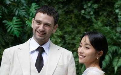 Anna Lim Hyun-joo's wedding to Daniel Tudor