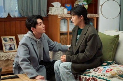 Jeon Do-yeon, Jung Kyung-ho, Noh Yun-seo traffic accident 'worst crisis'