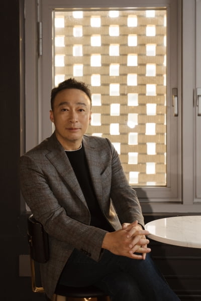 Lee Seong-min "Cho Jin-woong makes my heart flutter"