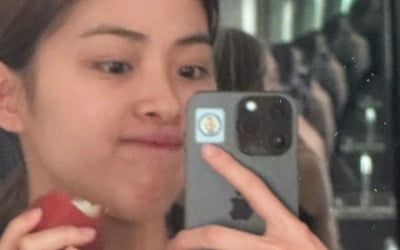 ITZY Ryujin, visuals full of 'cute beauty' even in bizarre selfies