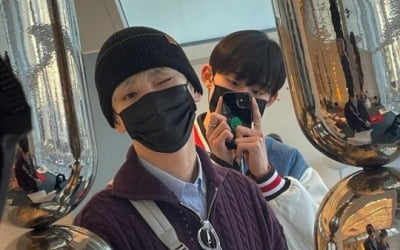 SHINee's Key shows off his friendship with actor Seo Beom-jun