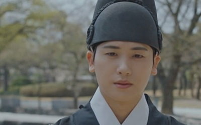 Park Hyung-sik proves his best friend Yoon Jong-seok's innocence
