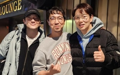 Seong-gyu Jang meets with director Jong-bin Yoon of 'Suriname' and Seok-gu Son of 'Casino' at the same time