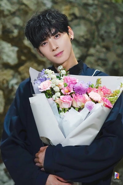 Cha Eun-woo "I was worried about my first genre work 'Island', but I am grateful for it"