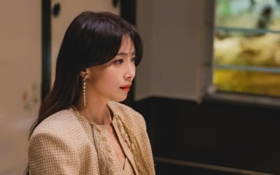 Oh Yoon-ah, a convicted murderer, came back after 10 years