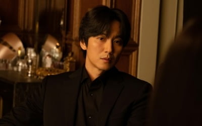 伊 Vanity Fair praised “Kim Nam-gil, Korea's Tom Cruise”