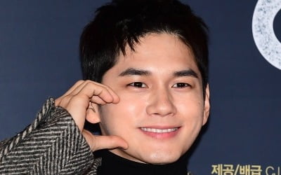 Ong Seong-Woo enlists in the military on April 17th, "Refrain from visiting the field"