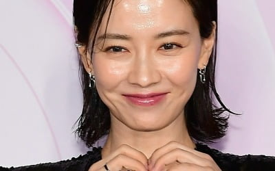 Song Ji-hyo, who 'did not receive 900 million won in settlement', joins hands with new agency