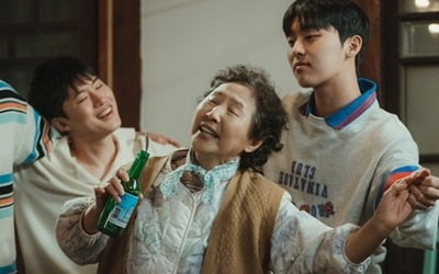 졸지에 과외 선생된 려운, 증조할머니 고두심과 만났다 ('반짝이는 워터멜론')
