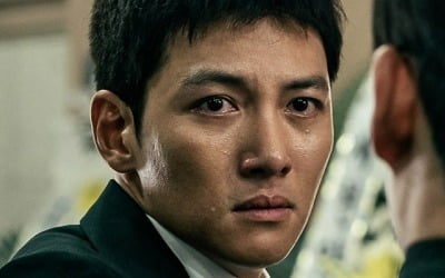 Ji Chang-wook got stabbed instead of Wi Ha-joon
