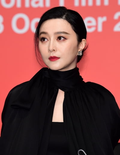 [TEN포토] 판빙빙 '어느쪽으로 봐도 이쁨'