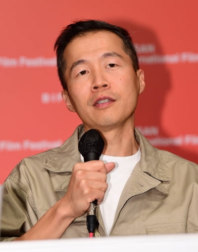 [TEN포토] 영화 '미나리' 정이삭 감독