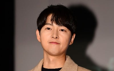송중기, "드라마 '트리플' 쇼트트랙 선수 역할, 이건 내 꺼지 생각했다" [28th BIFF]