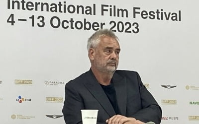 '도그맨' 뤽 베송, "실제로 개 철장에 아이 가둔 아버지 기사에서 착안한 이야기"[28th BIFF]