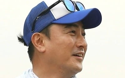 안정환, 동갑내기 절친 추성훈과 유치찬란 말싸움 "돌탱아"('안다행')