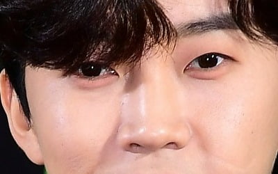 Lim Young-woong takes first place on the music charts just 3 hours after the release of his new song