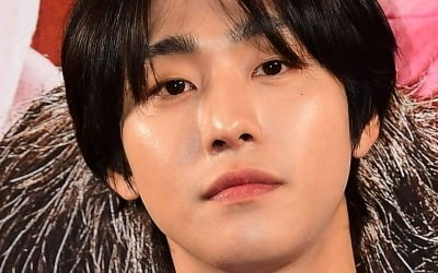 Ahn Hyo-seop donates his voice talent to the Disabled Arts Exhibition