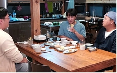 김동완 "왜 난 결혼을 못 했을까…나를 모르는 사람 만나고파" ('신랑수업')