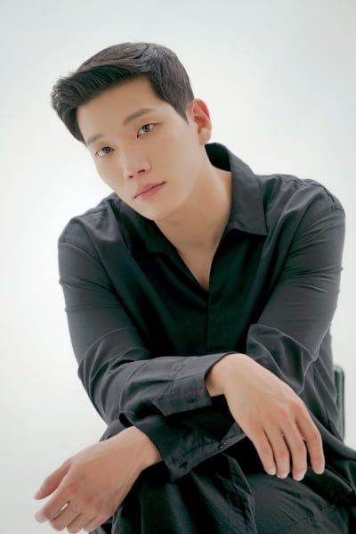 김경남, '해무' 이은 두 번째 내레이션…'빅팀' 내레이터 참여