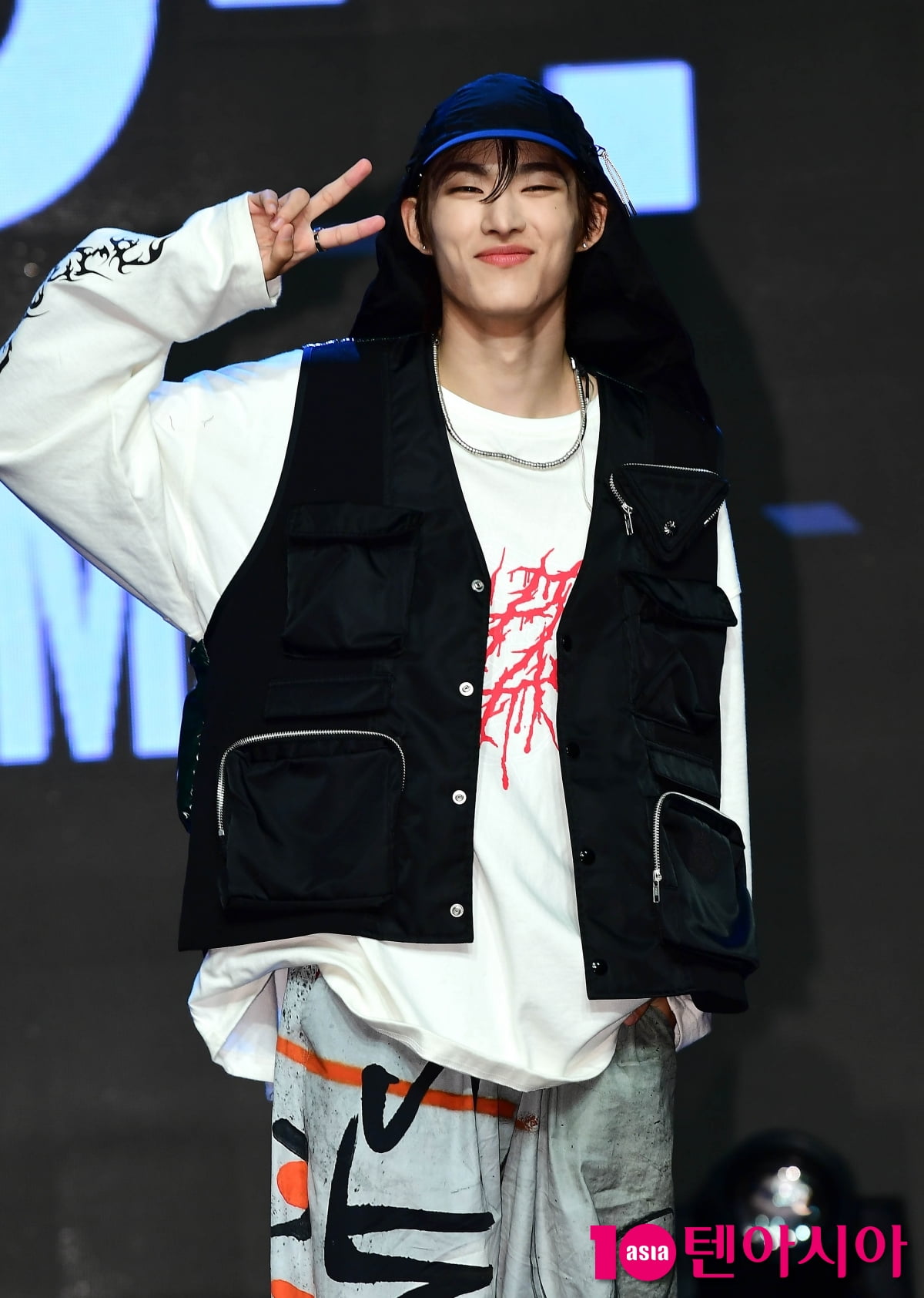 [TEN포토] 82MAJOR 윤예찬 '귀엽게 브이'