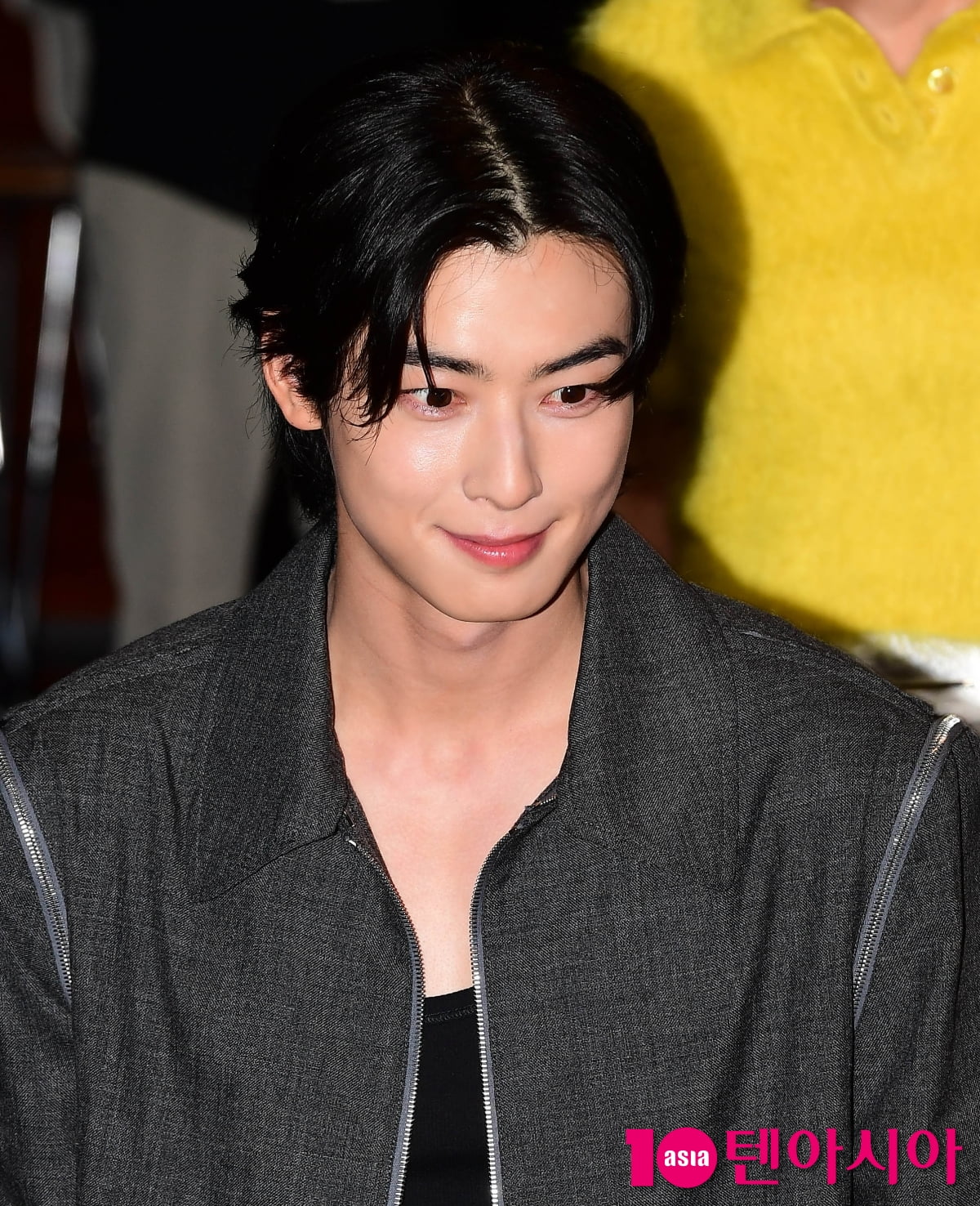  차은우, 얼굴천재 로코로 돌아왔다...오늘도 사랑스럽개[TEN포토+]