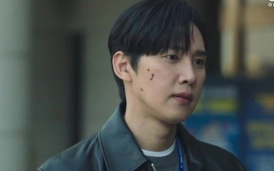 Yoon Kye-sang was the genius project 'First Child'