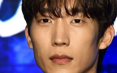[공식] 이상이, 재벌 상속녀 김유정이 의지하는 男…'마이 데몬' 출연 확정