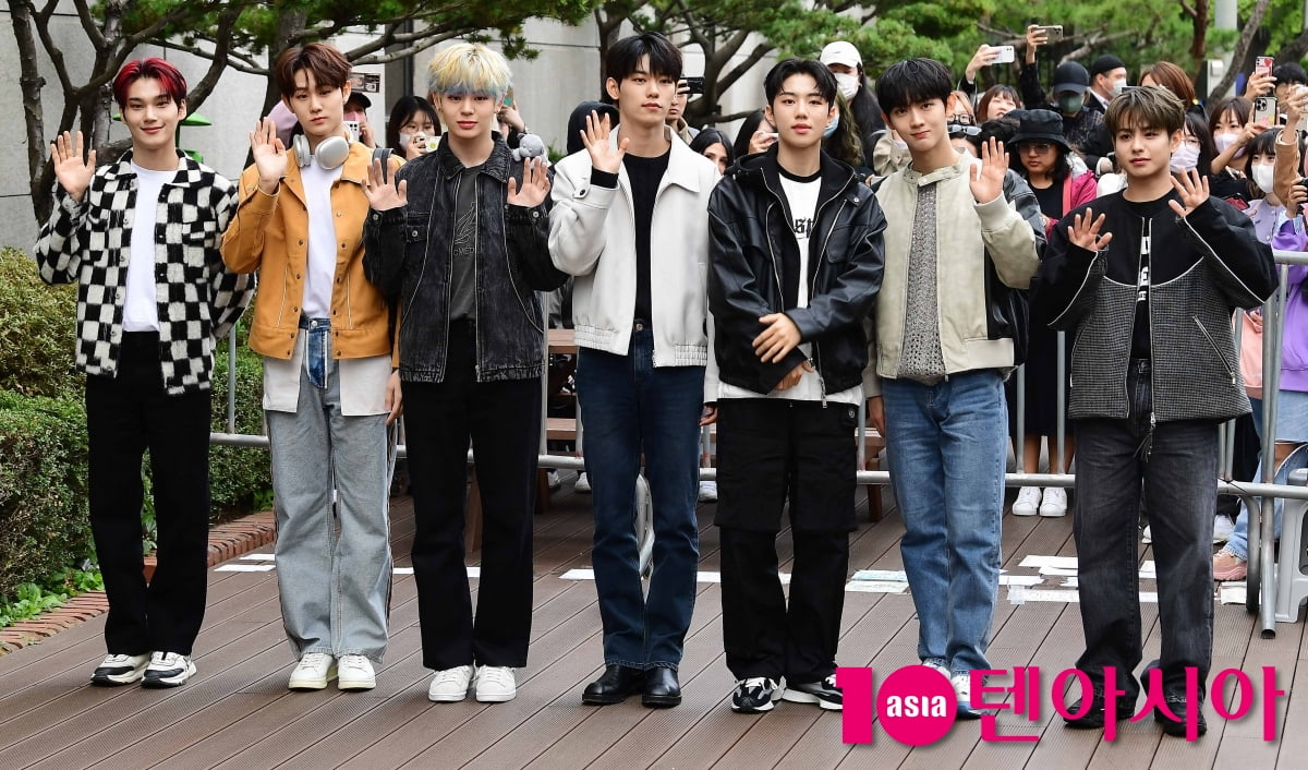 [TEN포토] 이븐 '멋진 소년들'