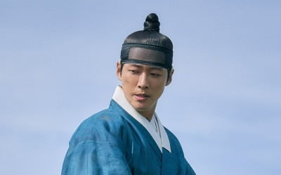 푸른 도포 자락의 남궁민, 멜로만 있나? 액션도 폭발('연인 파트2')