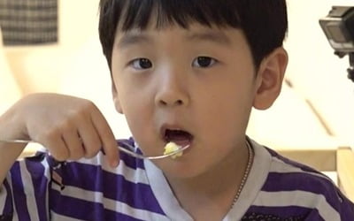 '서수연♥' 이필모 둘째子, 생후 13개월에 벌써…스스로 기립+파워 워킹 ('슈돌')