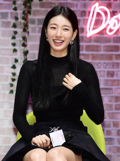 [TEN포토] 수지 '청량미 넘치는 꽃미소'