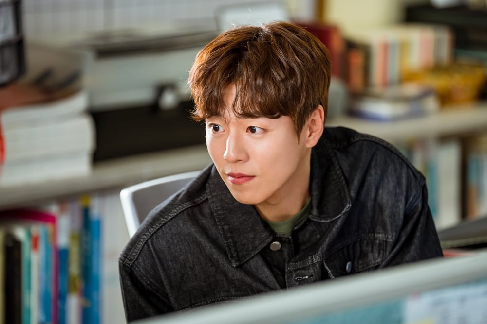 이현우